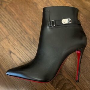 Christian Louboutin Lock So Kate 100 Boots
